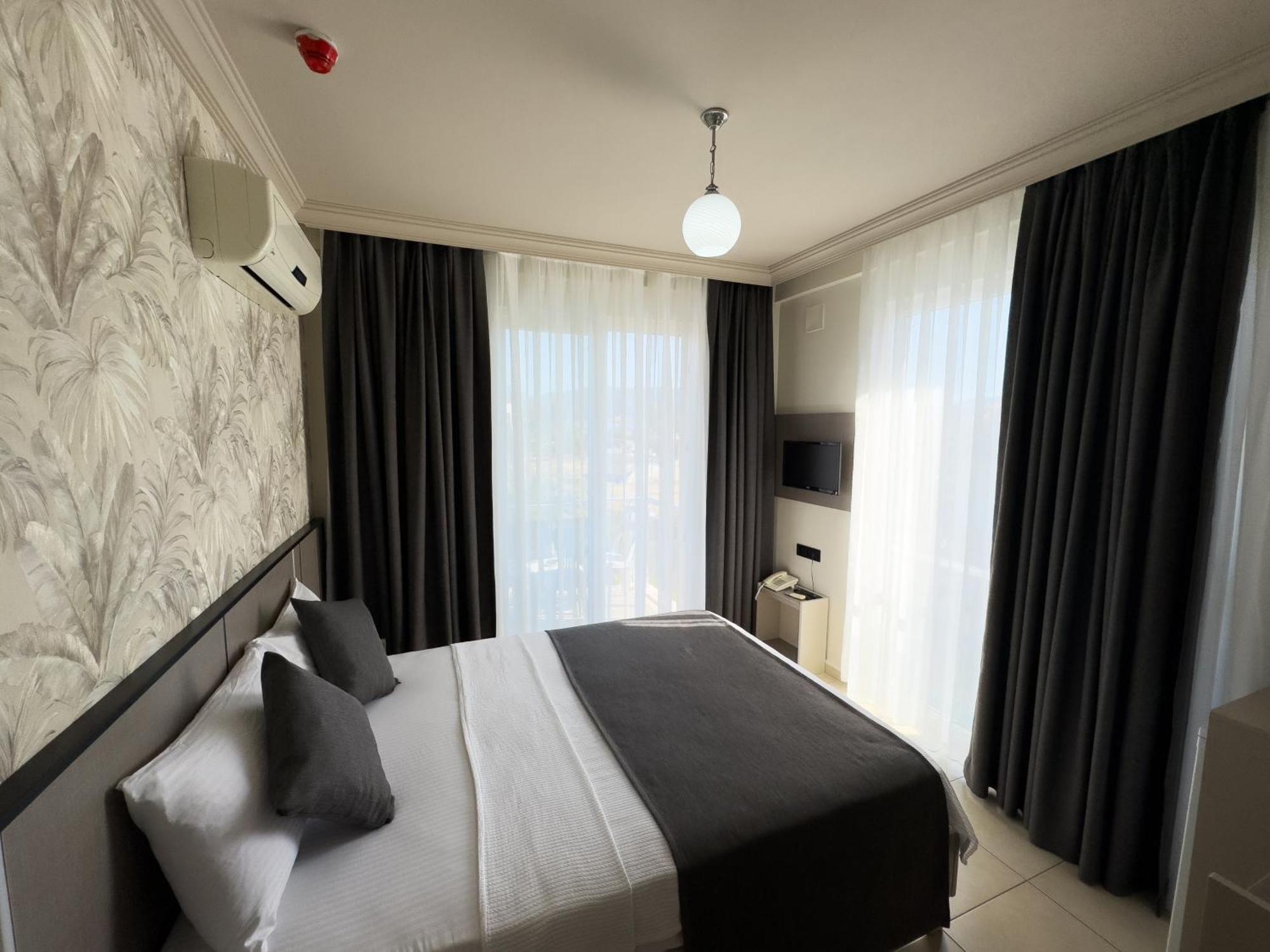 Sardunya Hotel Fethiye Zewnętrze zdjęcie